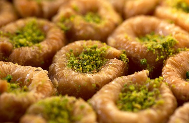 Baklawa – najbardziej interesujące fakty o tureckim deserze